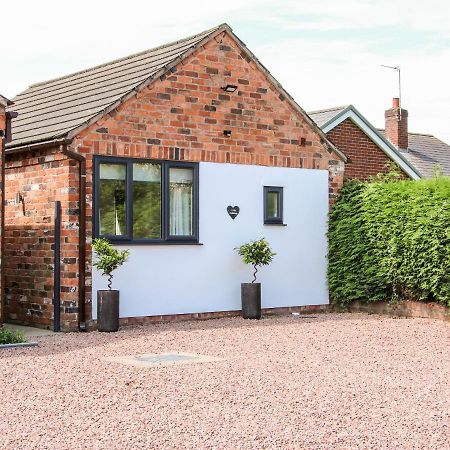 Oakleigh Villa Llanymynech Exterior photo